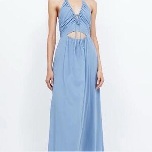 Bec + Bridge Calypso Halter Maxi Dress
US 6, worn once
I’m 5’2” for reference